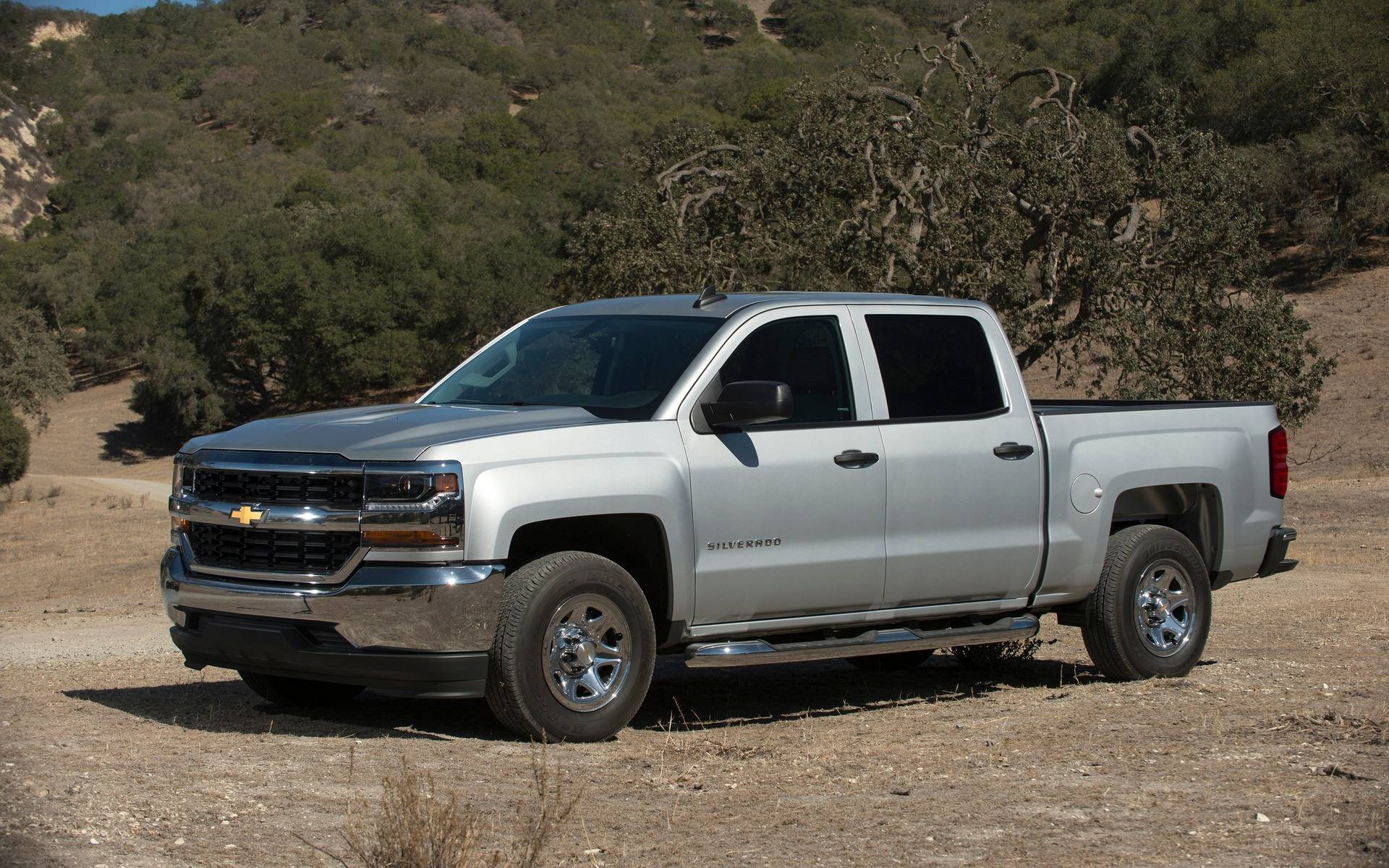 Avoid these 5- to 10-year-old vehicles, advises Consumer Reports