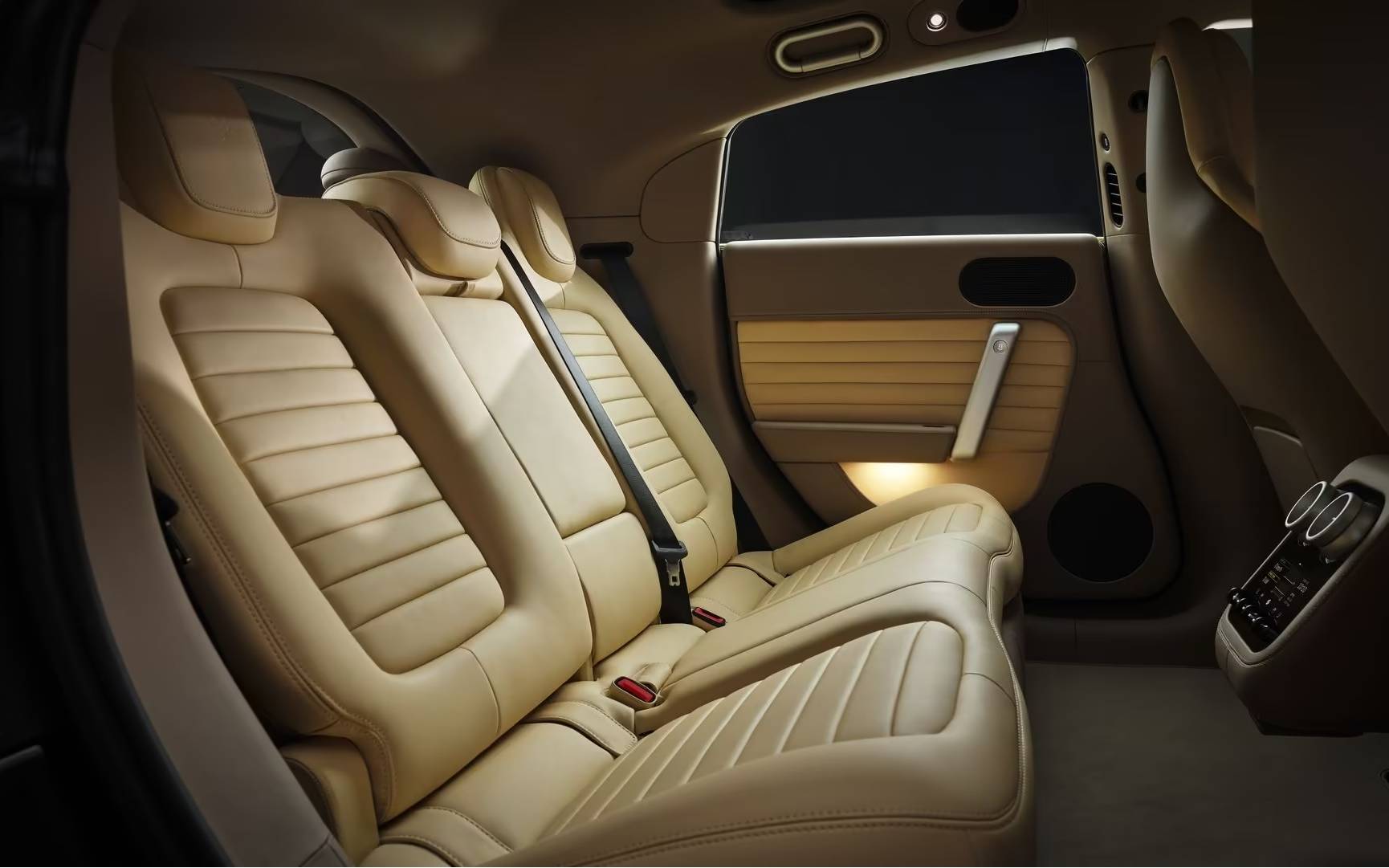 Ferrari Luce
