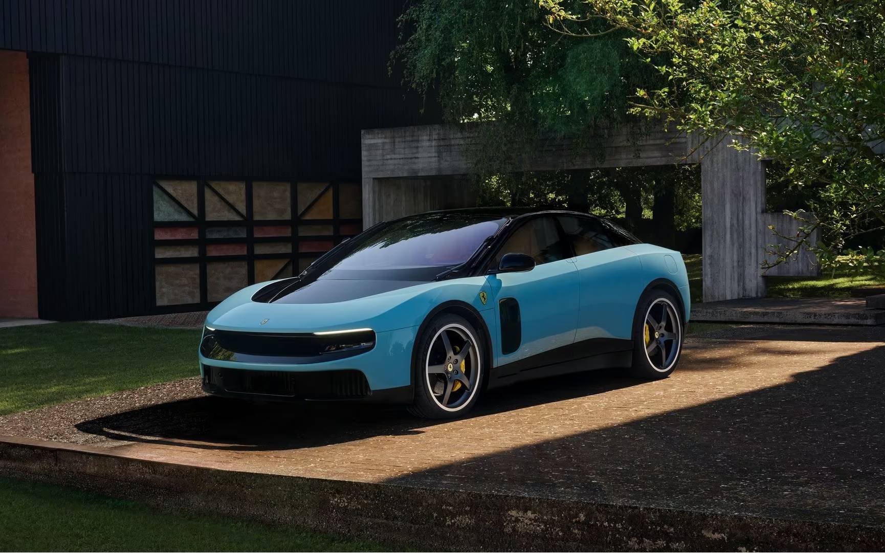 Ferrari Luce