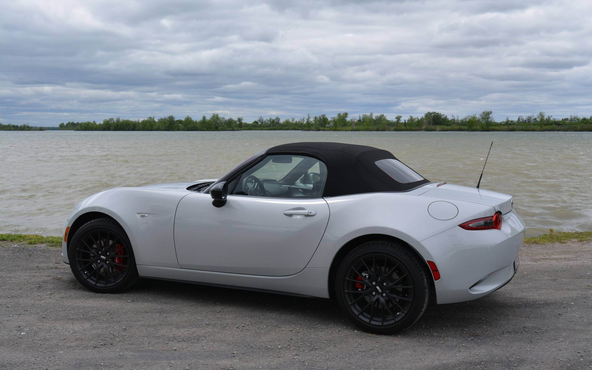 Does the Mazda MX-5 have any known issues?