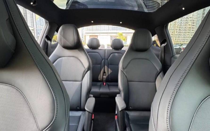 Un Tesla Model Y à six places bientôt chez nous? 