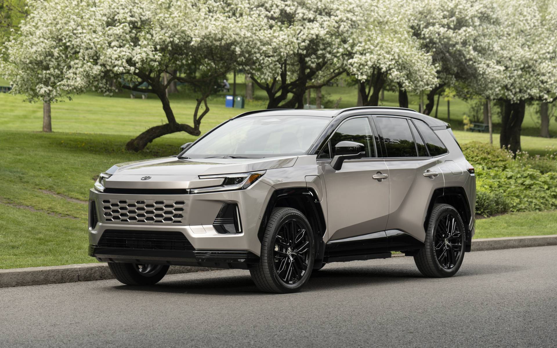 Plus des deux tiers des ventes de Toyota sont des véhicules électrifiés 