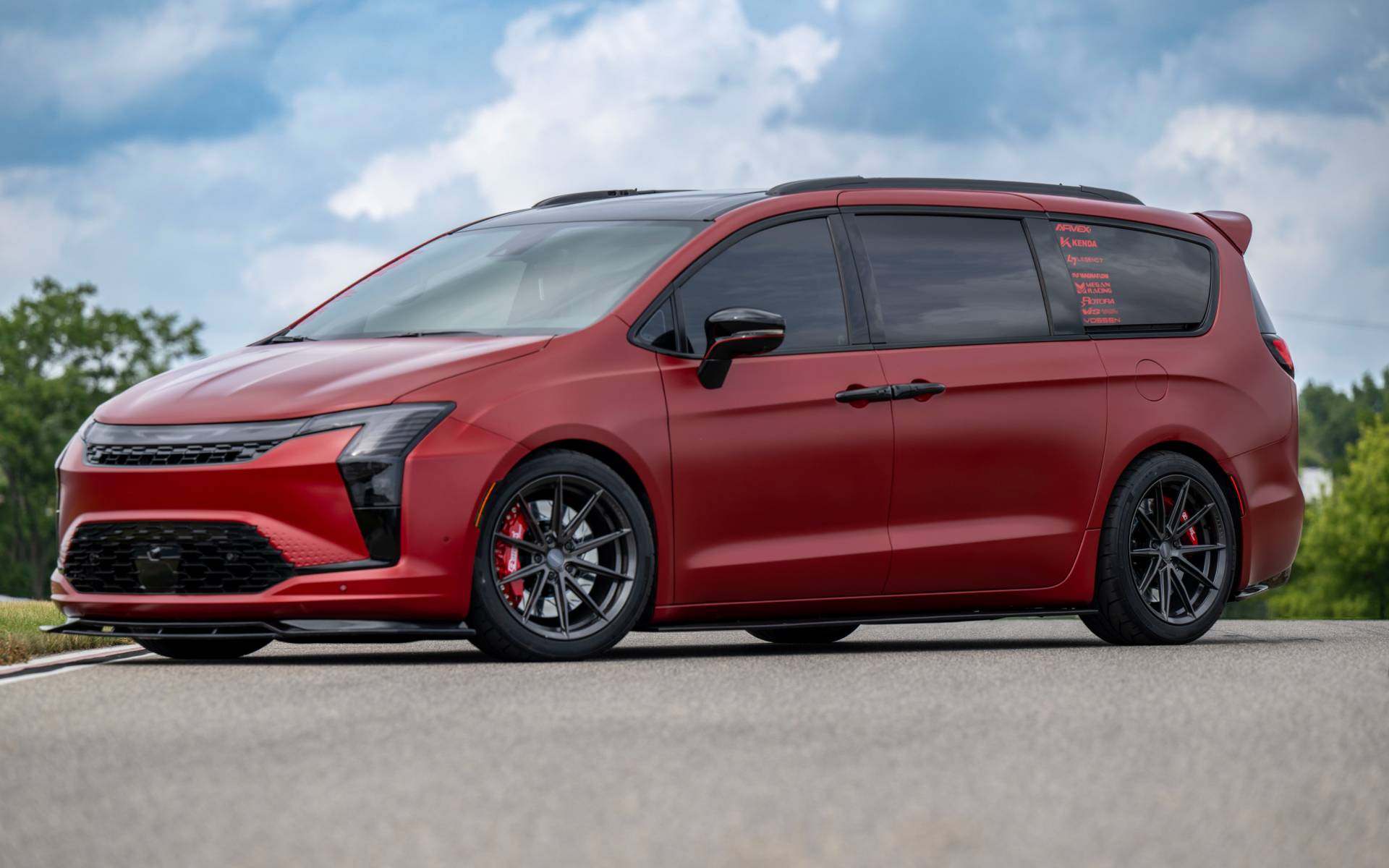 Chrysler nous prouve que les fourgonnettes peuvent être cool 