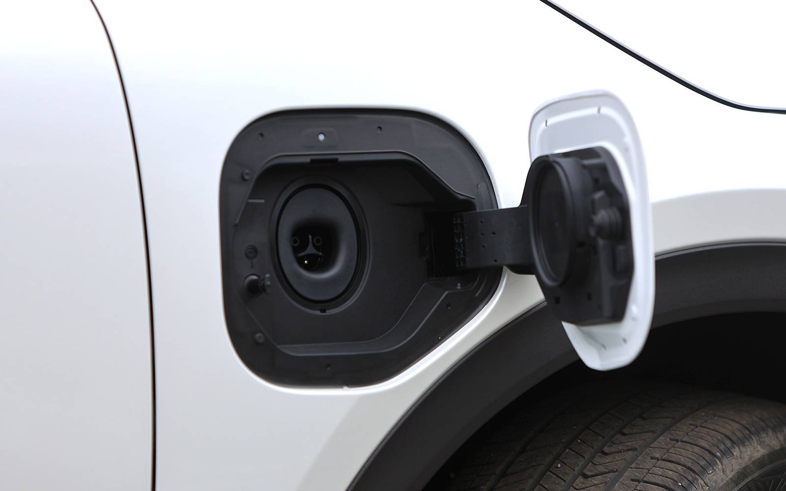 C-HR, bZ, bZ Woodland: Toyota is offering its charging adapters for free