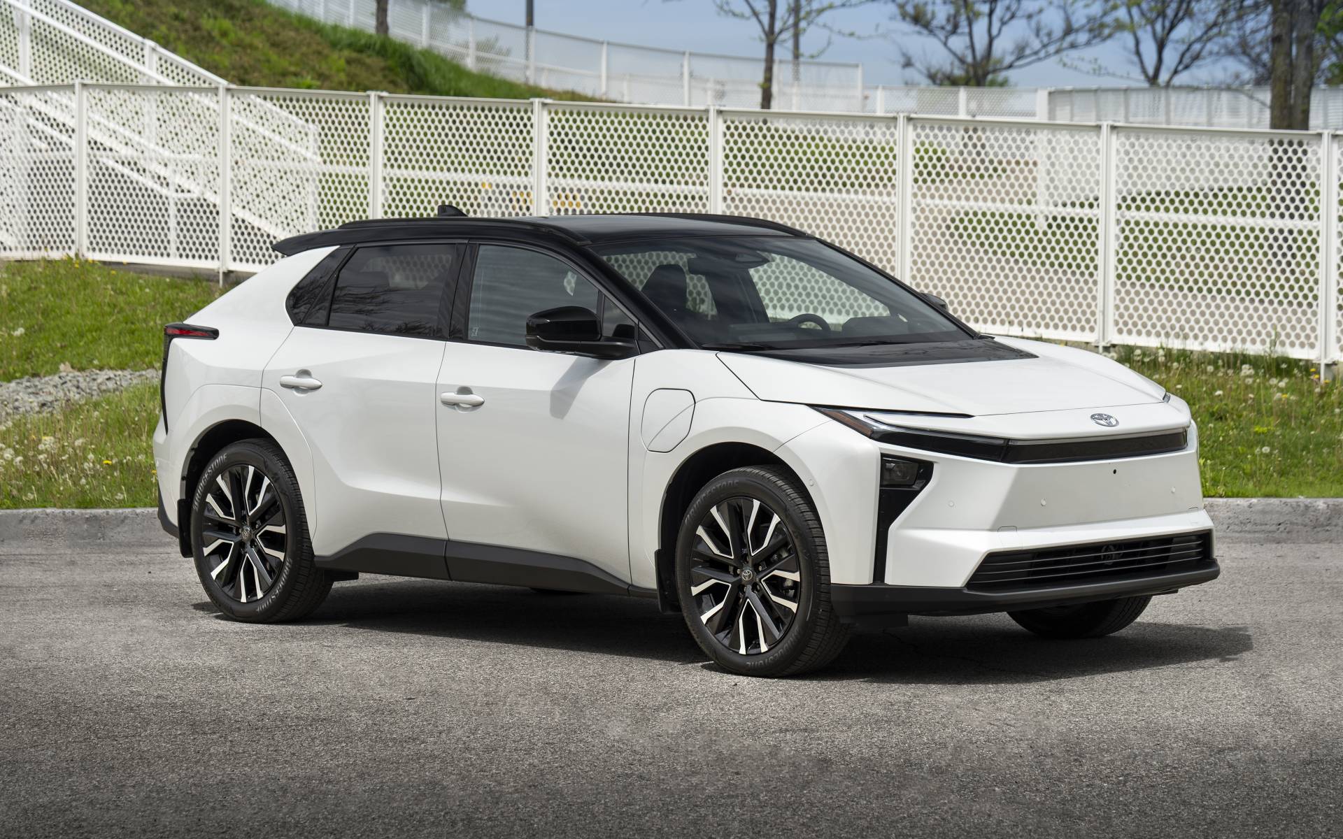 C-HR, bZ, bZ Woodland: Toyota is offering its charging adapters for free